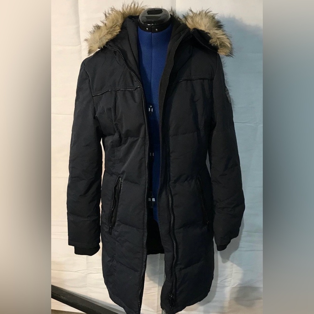 Noize Navy Outerwear Co. Parka Label Detail